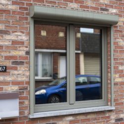 Châssis de fenêtre vert de gris à Jumet, Charleroi
